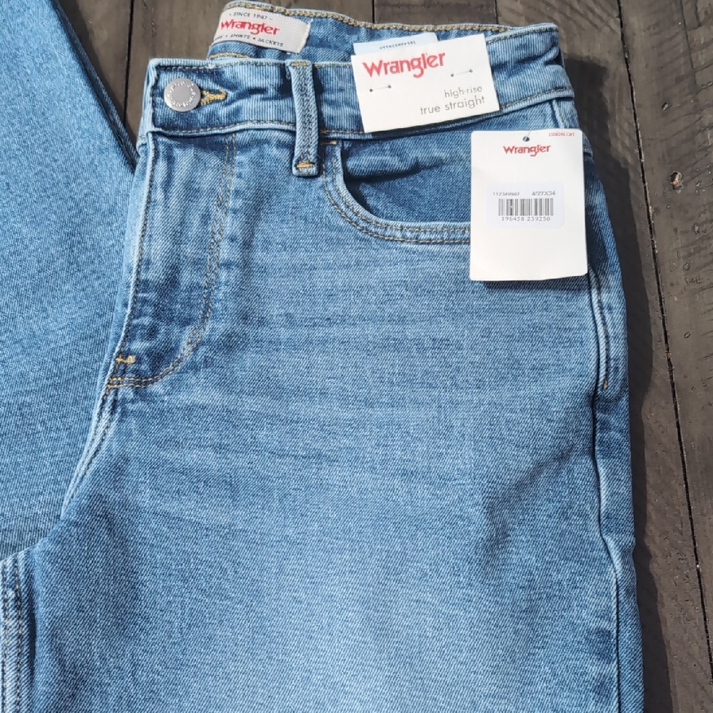Wrangler Women's High-Rise Jeans - Light Blue